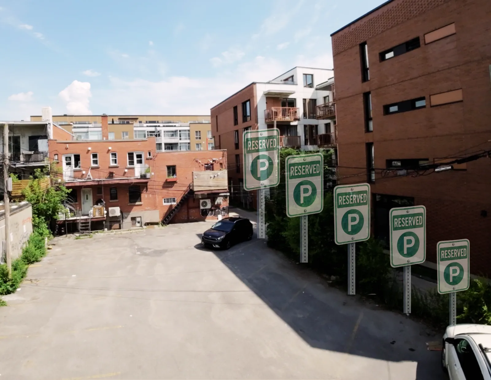 Places de stationnement réservées aux clients Skines